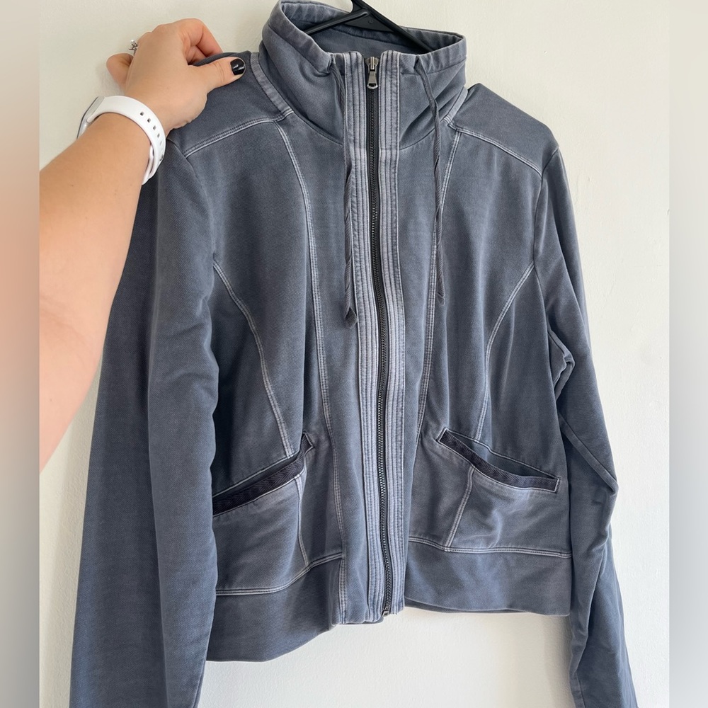 Women’s workout jacket